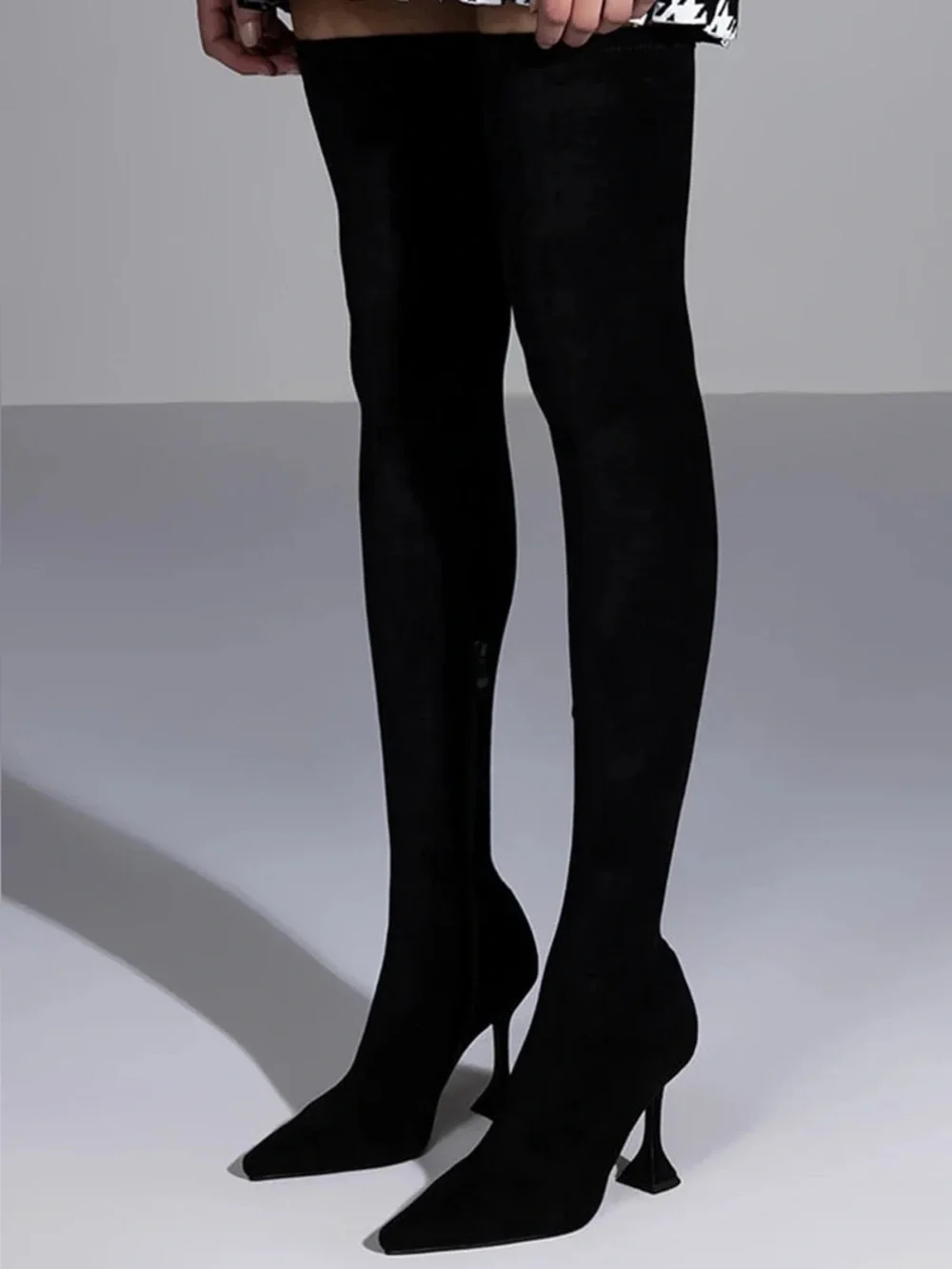 AZALEA WANG ELEVATE THIGH HIGH STRETCH SUEDE BOOT IN BLACK